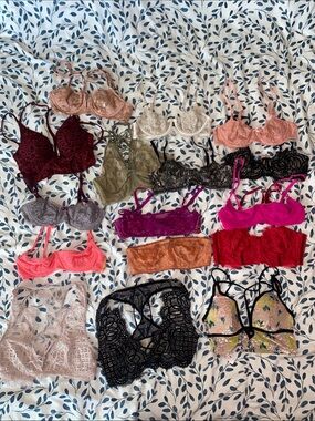 Mixed Women’s Lace Bralettes and Bras – Assorted Colors